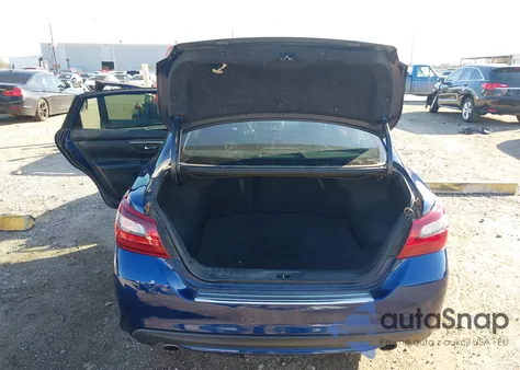 2017 Nissan Altima 2.5 Sr из США, поврежденный, VIN 1N4AL3AP3HC137586